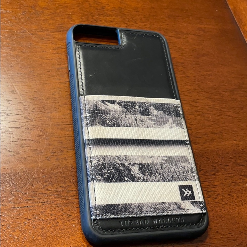 8 plus/ 7 plus /6 plus Threadwallets case - Picture 2 of 2